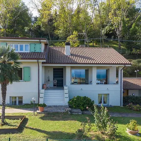 12 Villa Fano