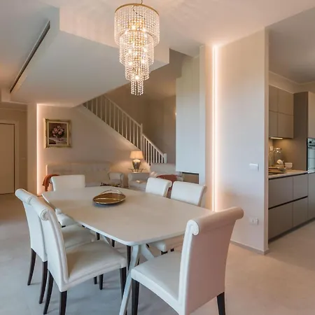 12 Villa Fano